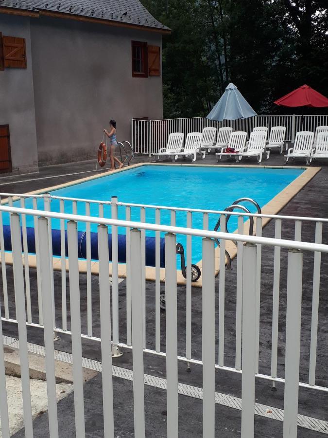 Agreable Appartement Avec Balcon Dans Residence Calme Cauterets Exterior foto