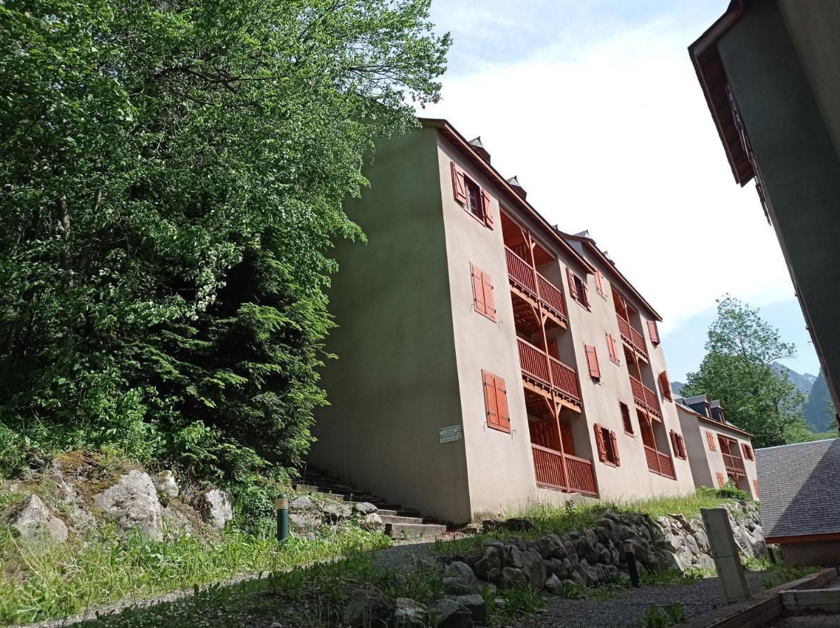 Agreable Appartement Avec Balcon Dans Residence Calme Cauterets Exterior foto